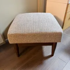 【美品】ニトリ　オットマン スツール 布製 四角形 木製脚　送料込み ニトリ - 【美品】ニトリ オットマン スツール 布製 四角形 木製脚