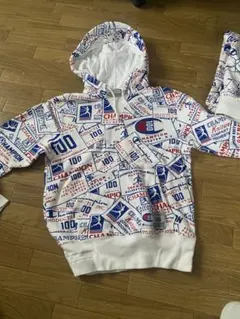 Champion プリントフード付きスウェット