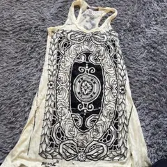 ノースリーブ タンクトップのサムネイル