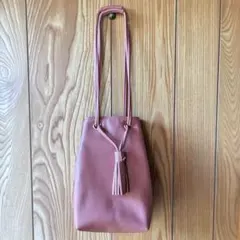 タッセル付き くすみピンク ショルダーバッグ