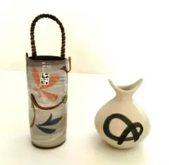 陶器花瓶　2つセット　手描き花模様　一輪挿し　インテリア