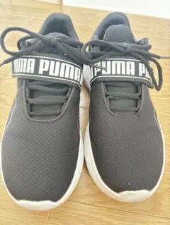 PUMA スニーカーのサムネイル