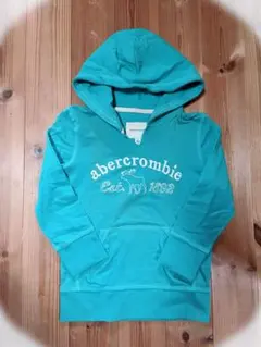 アバクロンビー　キッズ　パーカー
