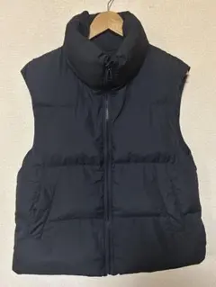 GU ジーユー　レディース　ダウンベスト　Mサイズ