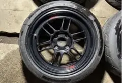 ENKEI RPF1 15インチ100 4H ET35 /シバタイヤ195/45のサムネイル