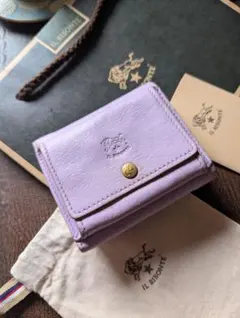 イルビゾンテ【限定色ラベンダー】トリフォルドウォレット 希少 完売品 男女兼用