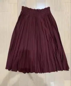 ジーナシス　プリーツスカート　ワインレッド