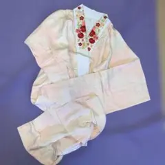 刺繍半衿付き淡いピンクの長襦袢