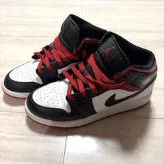 NIKE ナイキ　エアジョーダン1 MID ジュニア　24.5㎝