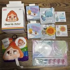 CRYBABY ぬいぐるみペンダント１点 バッジ２点 ミニフィギュア セット