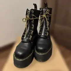 2025年最新】sinclair dr.martensの人気アイテム - メルカリ