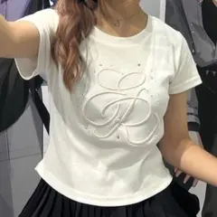 NICE CLAUP ビジュー付きロゴ刺繍 Tシャツ