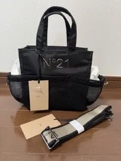 ヌメロヴェントゥーノ　N°21 ウォーキングバッグ　新品未使用