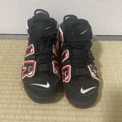NIKE Air More Uptempo ブラック レッドのサムネイル