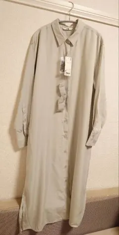 ユニクロ　ベルテッド　ロングシャツワンピース