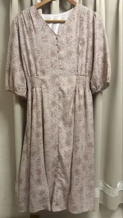 [訳あり] 小花柄ワンピース　サイズLL used