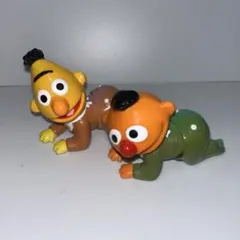 セサミストリート バートとアーニー フィギュア トコトコ2体セット
