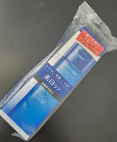 AQUA LABEL ブライトニングケアローション みずみずしいしっとりタイプのサムネイル