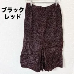 値下げ歓迎★フレアスカート ブラック レッド 葉模様 カジュアル 膝丈