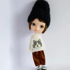 ブライスアウトフィット　ハチワレネコニットとパンツセット　アイボリーxブラウン