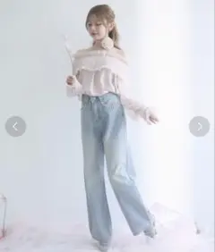 TITTY&CO. ビジュー付きデニムパンツのサムネイル