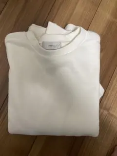 ホワイト Sサイズ トレーナー