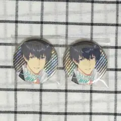 SideM FiFS展 White 等身 缶バッジ 卯月巻緒 アスラン - メルカリ
