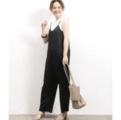 新品☆VIS 【WEB限定】サテンキャミサロペット☆黒のサムネイル
