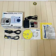 動作確認済/箱付フルセット】Nikon COOLPIX S5 Red - メルカリ