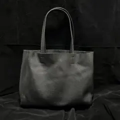 A4サイズ　黒　イタリアンレザー　レザー 本革牛革　トートバッグ　鞄　カバン