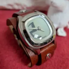 【希少/動作品】FOSSIL フォッシル 腕時計 ビッグティック レザーバンドのサムネイル