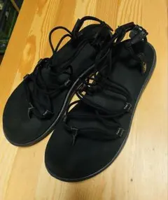 teva テバ ボヤインフィニティ サンダル 24cmのサムネイル