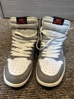 Nike Air Jordan 1 ハイカット グレー/ホワイト