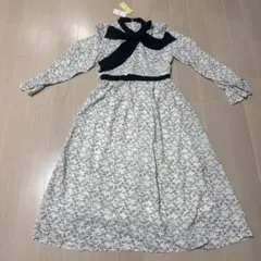 花柄長袖ワンピース リボン付き