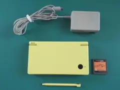 B23【中古・良品】ニンテンドーDSi Lime Green充電器付き 3032