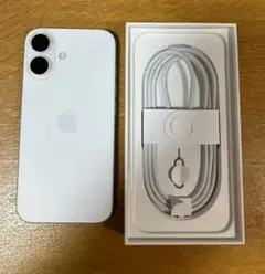 Apple iPhone 16 ホワイト 本体 充電ケーブル付き