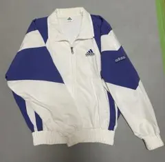 Item thumbnail for item c8928ed2-970c-4681-a63d-30e519199644