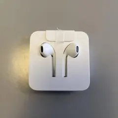 アップル純正 iPhone イヤホン ライトニング 有線 新品未使用