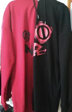 ★NieR★two-tone PARKA RED裏起毛フェイス柄