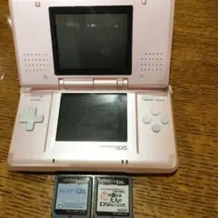 ニンテンドーDS 本体 ピンク ゲームカード2枚付き〈ジャンク品〉