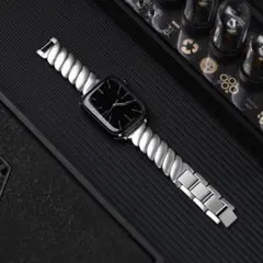 【シルバークラウン】ツイストリンクメタルバンド【アップルウォッチ】新品箱付き