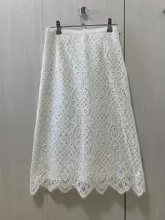La Totalite ラトータリテ レース タイトスカート　ホワイトのサムネイル