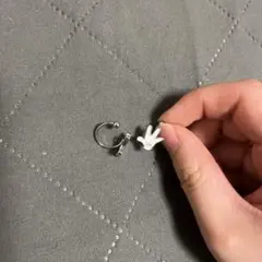 ディズニー グローブ 手 イヤーカフ 2個セット