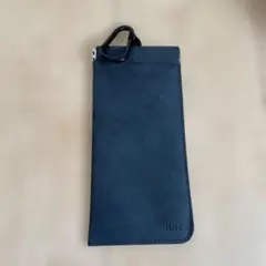 h*u様 JINS メガネケース ダークグレー　カラビナ付き