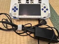 PSP3000 プレイステーションポータブル　動作確認済　充電器付き