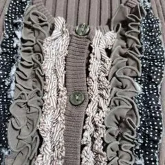 フリル付きストライプ長袖カーディガン