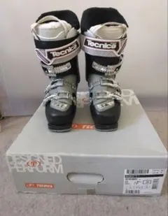 使用僅かTecnica MAGNUM 75 W 23.5cm 女性用スキーブーツ