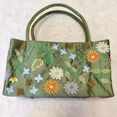 花刺繍 ハンドバッグ ベトナム ビーズ オリーブグリーン 花柄 お土産