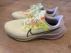 Nike ランニングシューズ ホワイト/イエロー/オレンジ