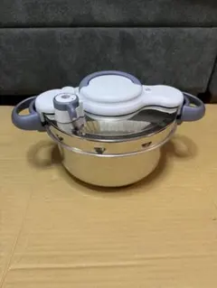 Item thumbnail for item 085b6256-d6a4-4b7e-b581-57ec5154ea0c